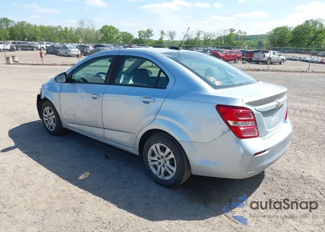 2017 Chevrolet Sonic Ls Auto z USA, uszkodzony, nr VIN 1G1JB5SHXH4147759